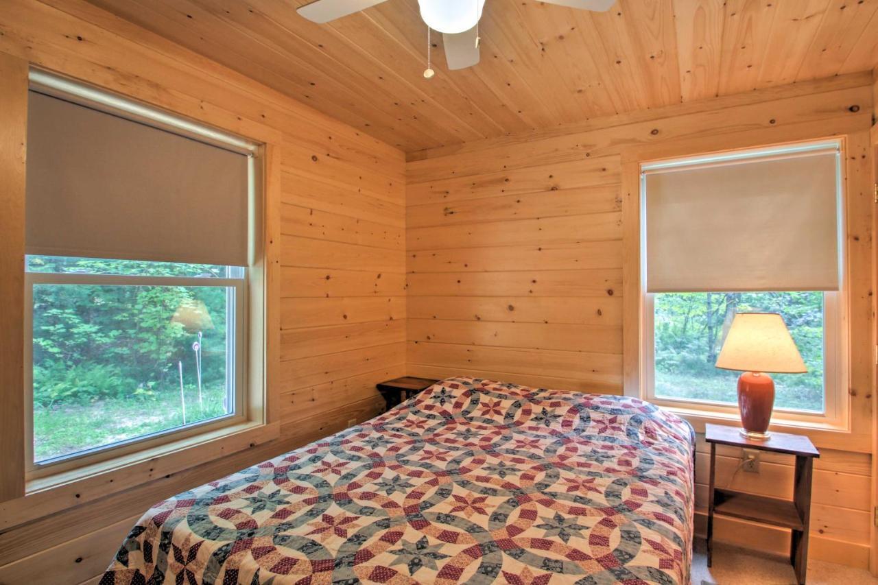 Family Cabin With Beach Access On Panther Pond Raymond Exteriér fotografie